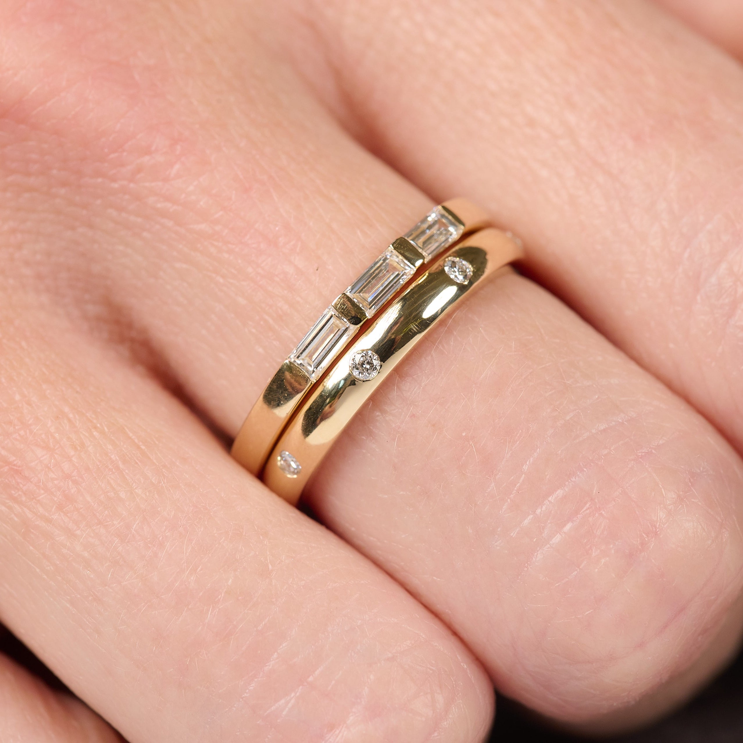 Baguette diamond band