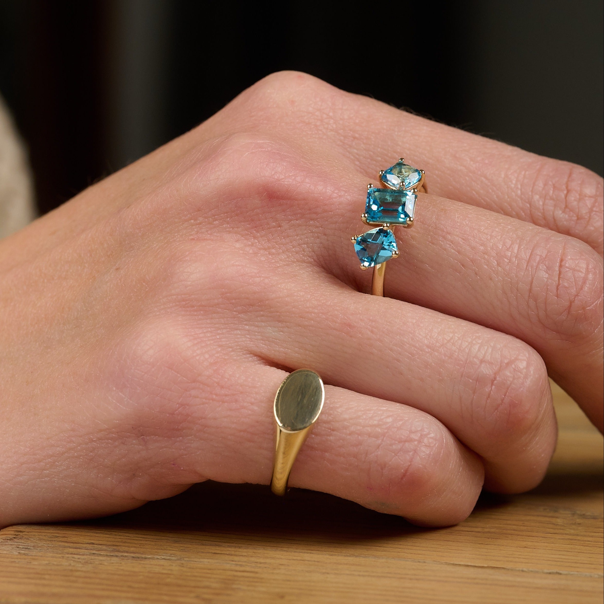 Fun ring in yellow, rose or white gold set with 3 Swiss blue topaz